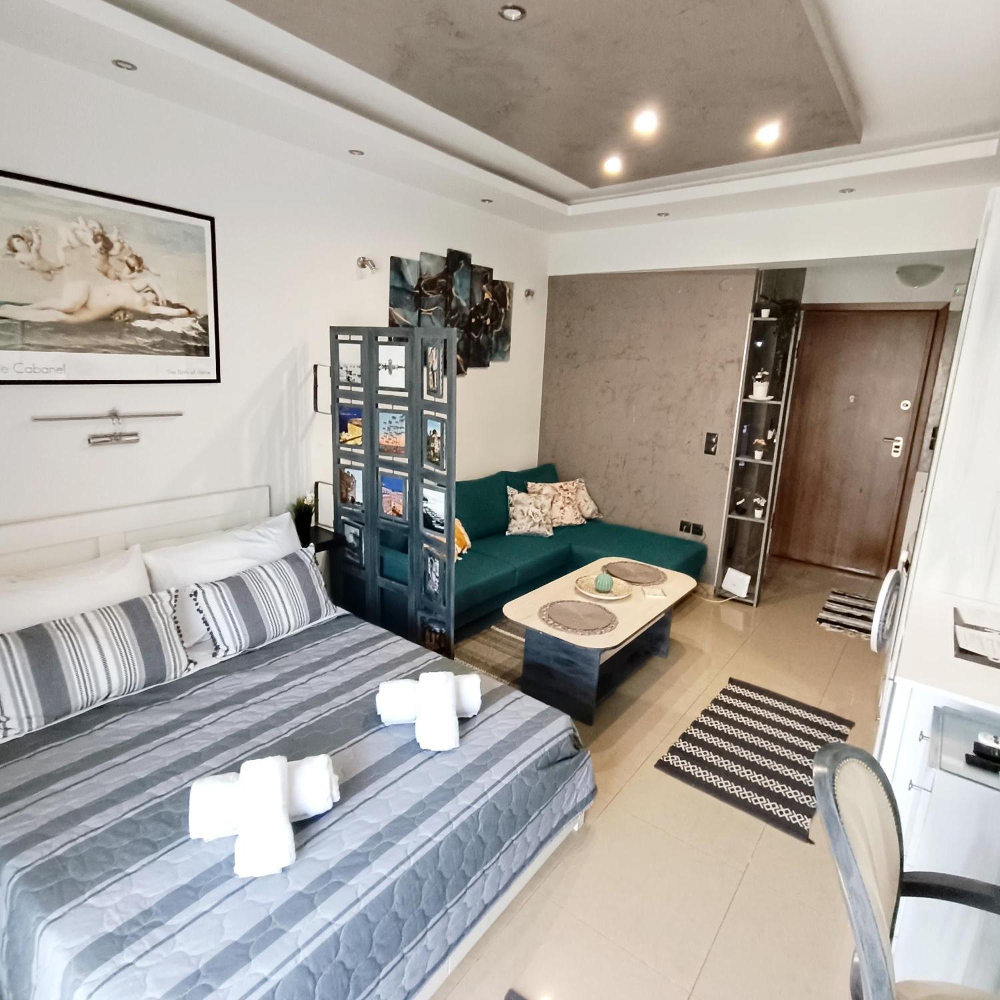 White Orhid Modern Studio Салоники Экстерьер фото